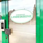 בית נופש Landeskrone Fuer 10 Personen Mit Sauna, Terrasse, Inkl Parkplatz In *