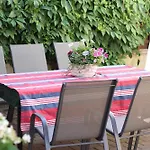Holiday home Landeskrone Fuer 10 Personen Mit Sauna, Terrasse, Inkl Parkplatz In Dresden