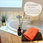 Holiday home Landeskrone Fuer 10 Personen Mit Sauna, Terrasse, Inkl Parkplatz In *