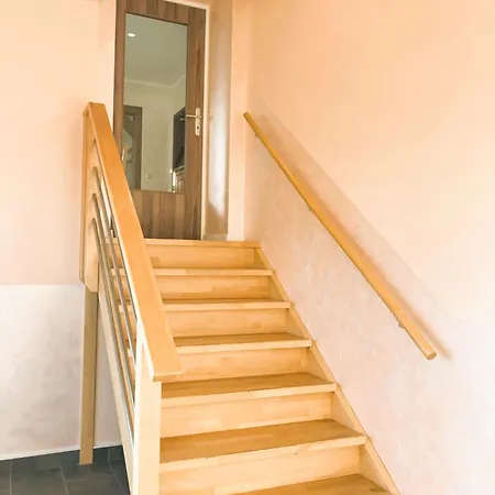 Holiday home Landeskrone Fuer 10 Personen Mit Sauna, Terrasse, Inkl Parkplatz In