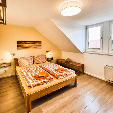 Landeskrone Ferienhaus *