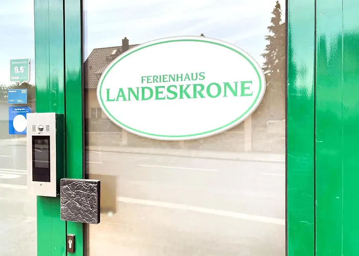 בית נופש Landeskrone Fuer 10 Personen Mit Sauna, Terrasse, Inkl Parkplatz In *